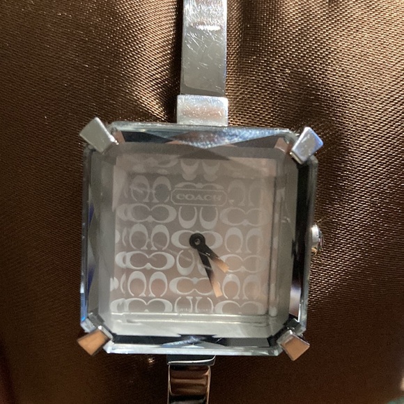 Coach silver watch - Picture 2 of 6